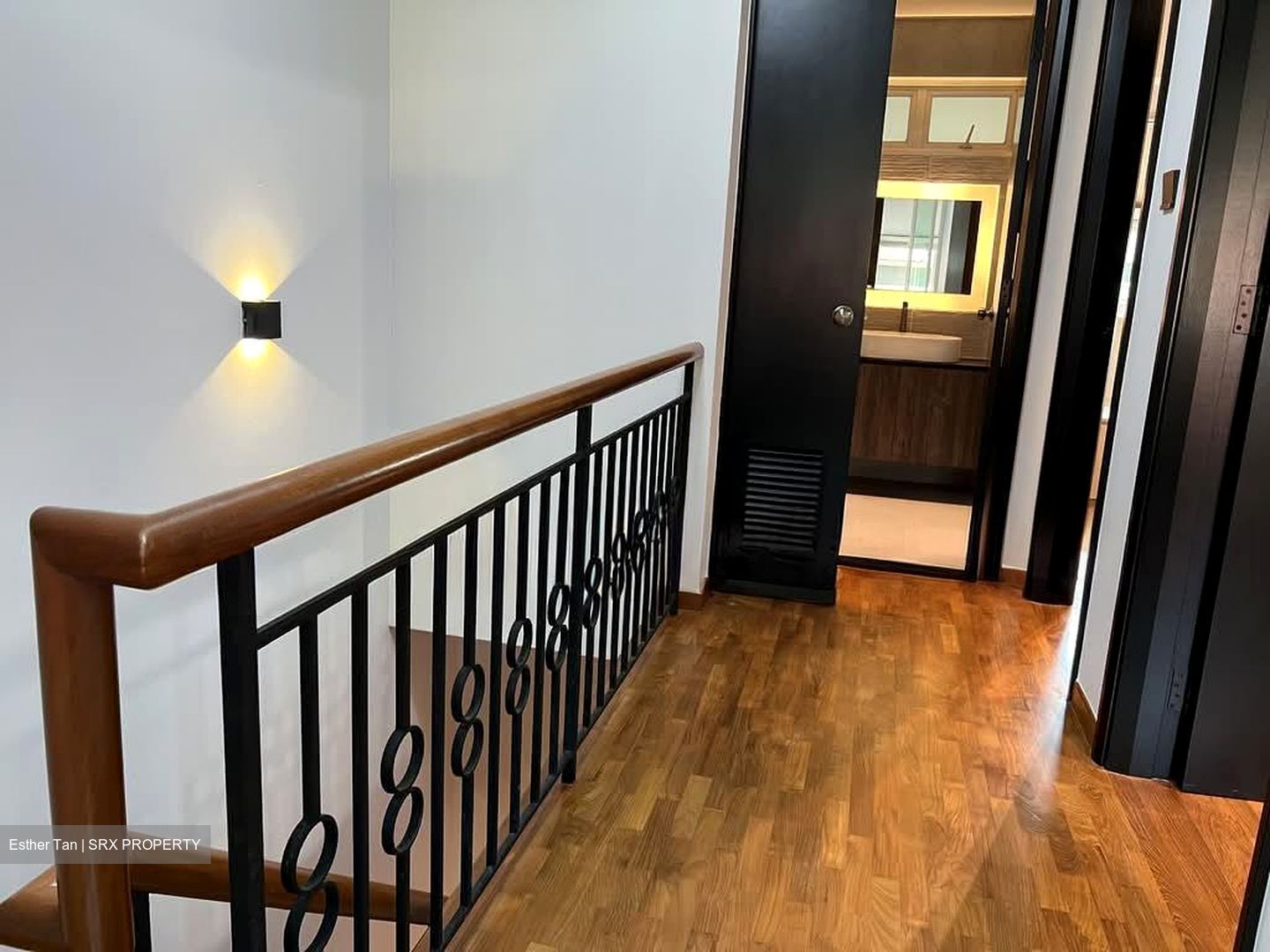 Horizon Gardens (D20), Terrace #566618051